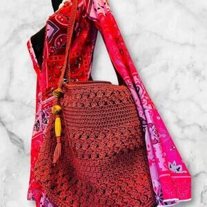 Lina Crochet Shoulder Bag